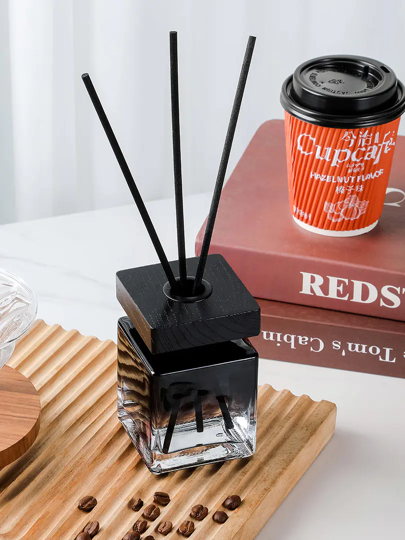 ขวดใหญ่ 200 มล. ไม้กระจายกลิ่นก้านไร้ตำหนิ