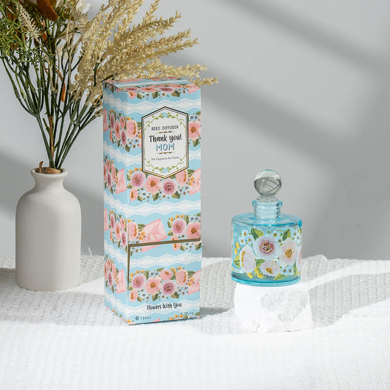 ไม้กระจายกลิ่นขวดแก้วทรงกลมหรูหราวันแม่