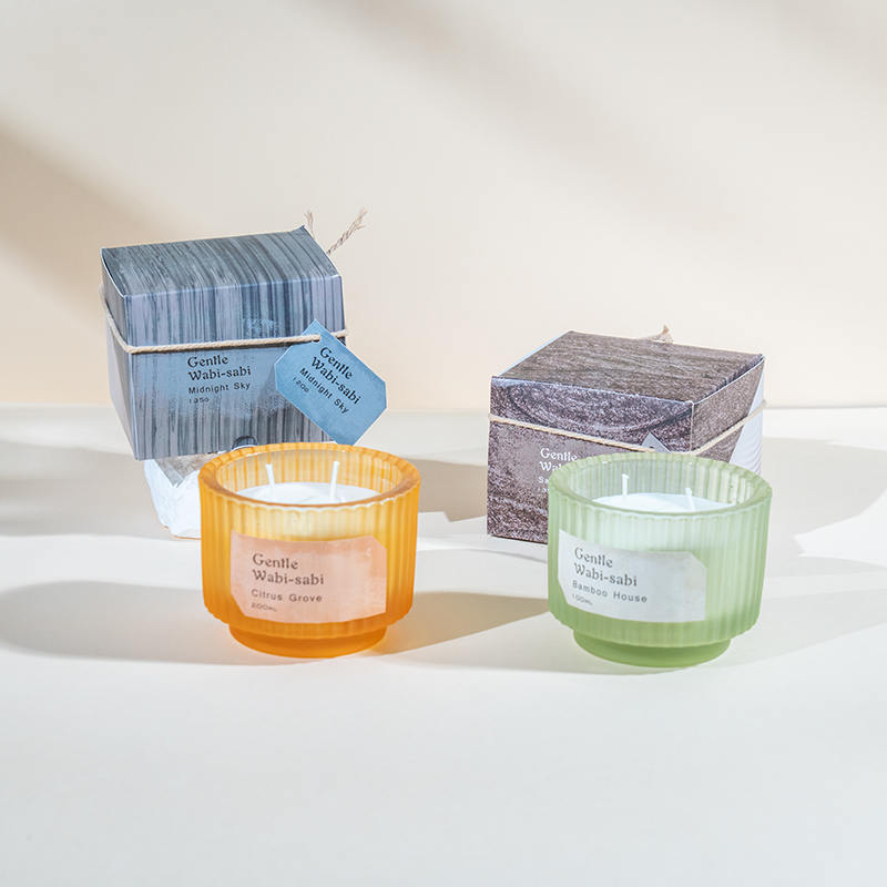 ถ้วยเทียนแก้วกลมมีลายแนวตั้งเทียนหอม-ผู้จำหน่ายเทียนไขถั่วเหลืองเชิงนิเวศ