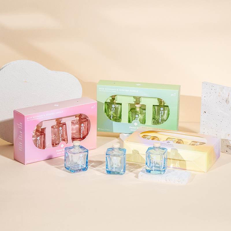 ชุดกระจายกลิ่นขวดสี่เหลี่ยม 3 ชิ้น - ชุดกลิ่นหอม 3 ชิ้น